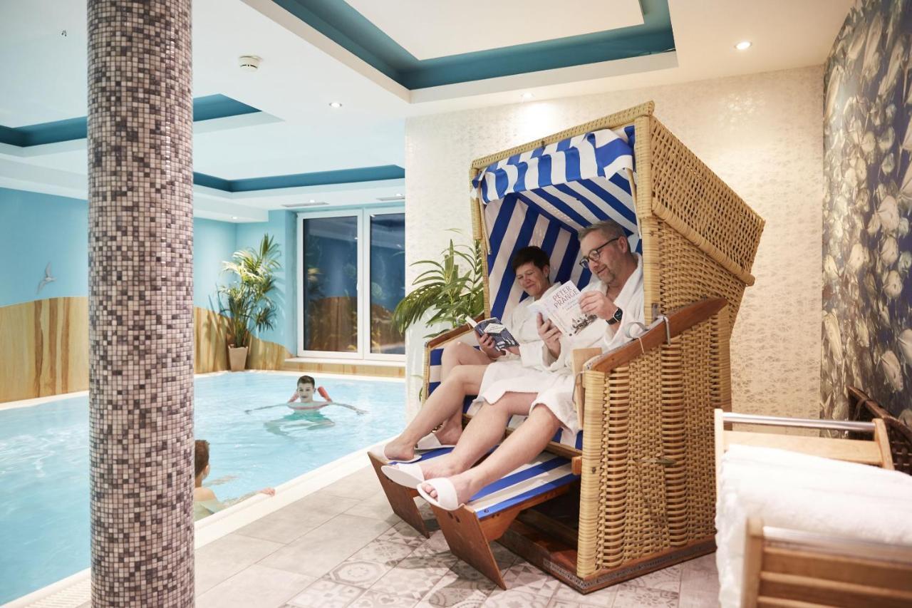 Aparthotel Bernstein Busum Bagian luar foto